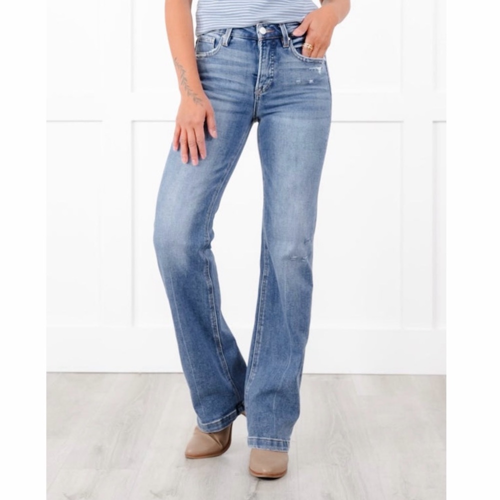 NWT Risen High Rise Medium Wash Tummy Control Straight Leg Jeans